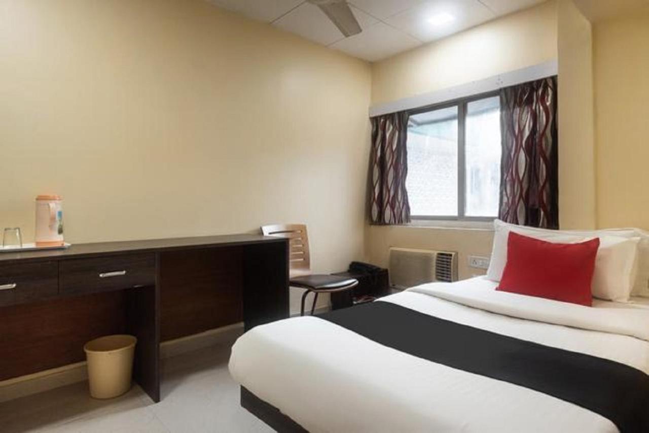 Hotel City Point Dadar Mumbai  Buitenkant foto